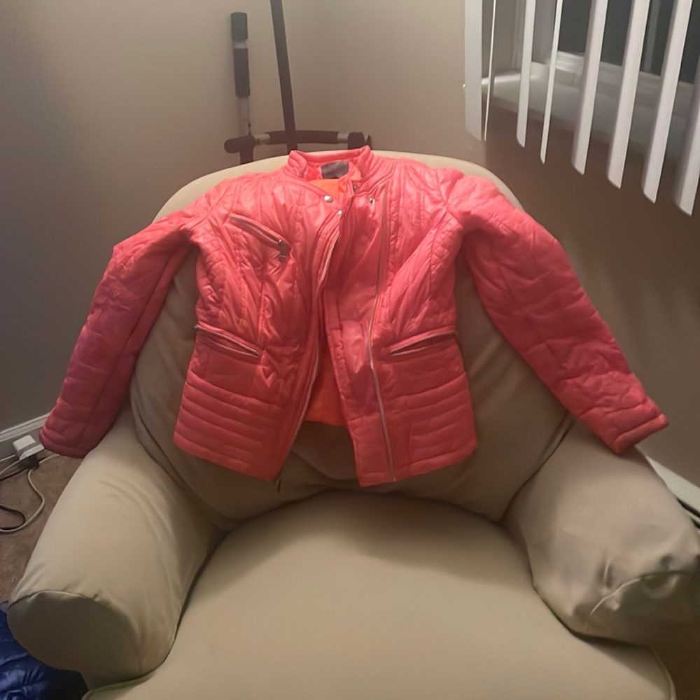 Guess light jacket. Mint condition.